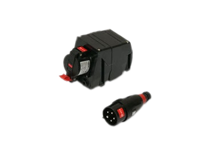 Plug and socket 32A/415V